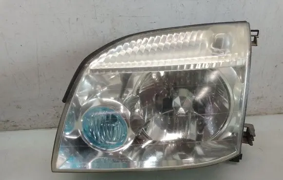 Nissan X-Trail T30 Headlight/headlamp