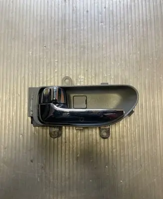 Nissan X-Trail T31 Front door interior handle