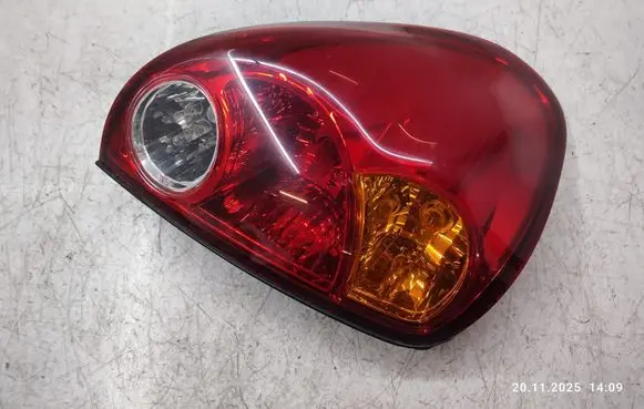 Mitsubishi L200 Rear/tail lights 