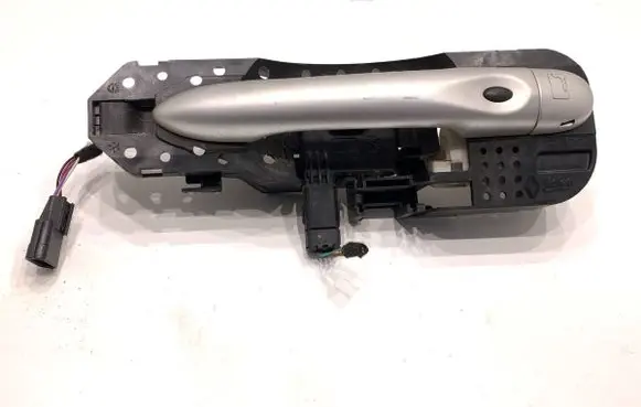 Renault Megane III Front door exterior handle 