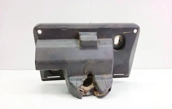 Mercedes-Benz C W202 Tailgate/trunk/boot lock/catch/latch