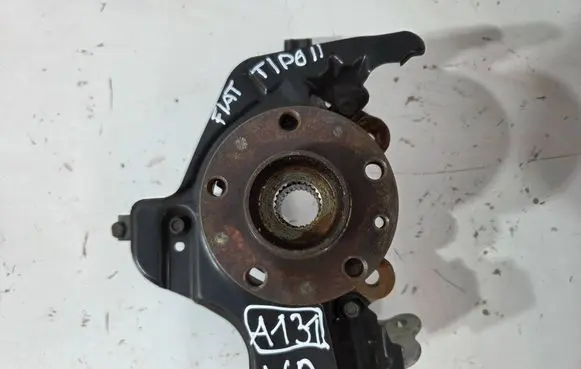 Fiat Tipo Front wheel hub spindle knuckle A131