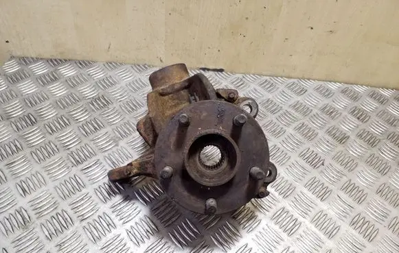 Ford Kuga I Front wheel hub