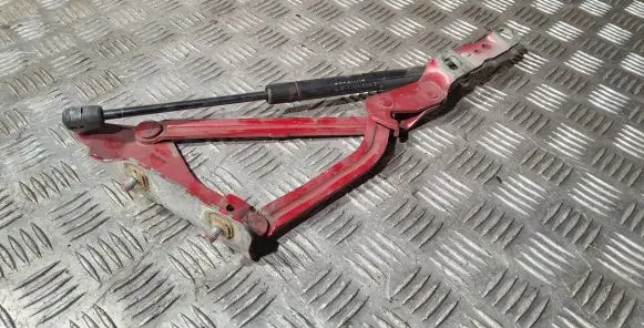 Renault Megane II Tailgate/trunk/boot hinge