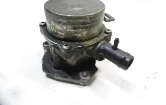 Renault Kangoo II Vacuum pump