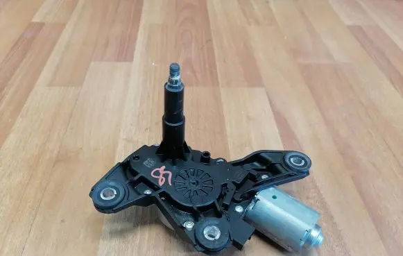 Renault Megane IV Rear window wiper motor 287109757R 0390205014 287104395R