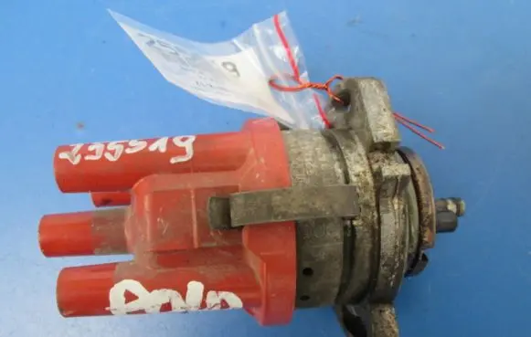 Volkswagen Polo II 86C 2F Spark distributor 