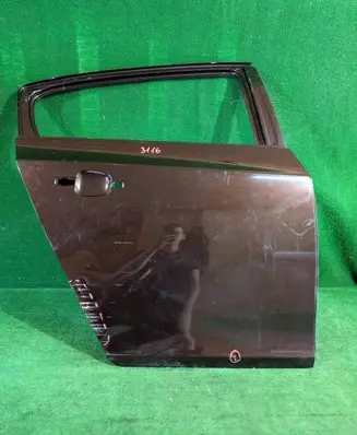 Rear door