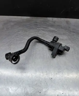 BMW 6 E63 E64 Valve 7512581