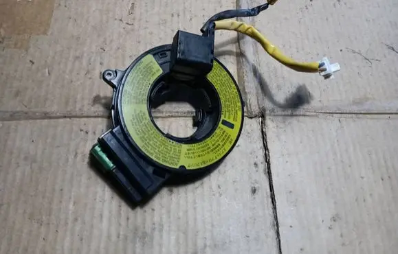 Mitsubishi Pajero Pinin Airbag slip ring squib (SRS ring) Lwpa260073