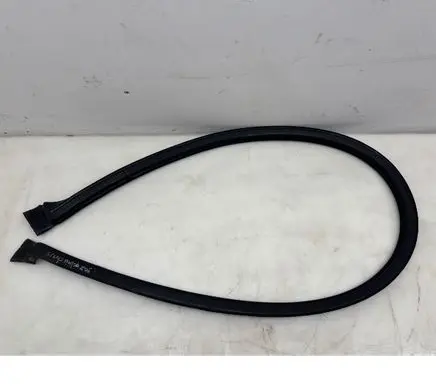 Mercedes-Benz Sprinter W906 Rubber seal loading door A8067470180
