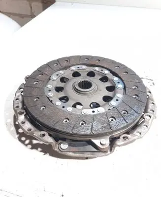 BMW 3 E90 E91 Clutch set kit 324033610 124033610 9D1311