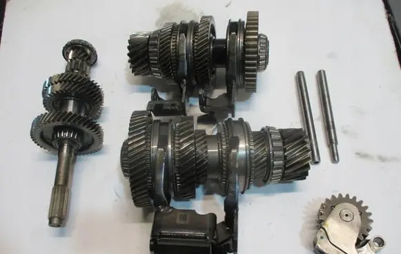 Jeep Compass Gearbox transfer box case 6MJET