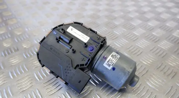 BMW X3 F25 Wiper motor 1521823340 3397021316
