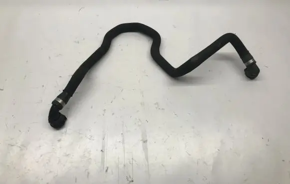 BMW 5 F10 F11 Engine coolant pipe/hose