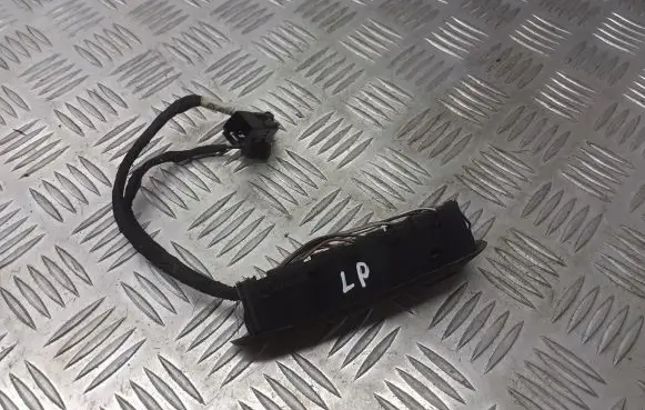 Opel Omega B2 Front door window switch trim 90457356