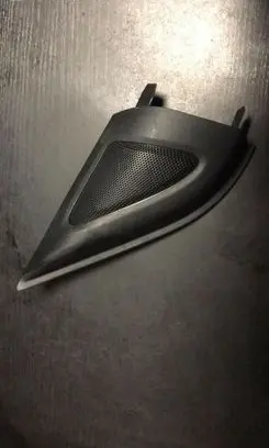 Side speaker trim/cover