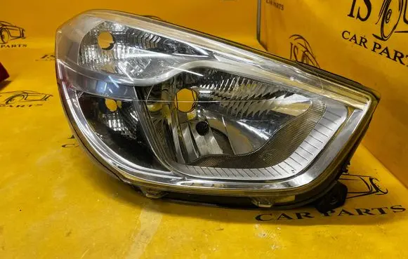 Dacia Dokker Headlight/headlamp 90008171 260102414R