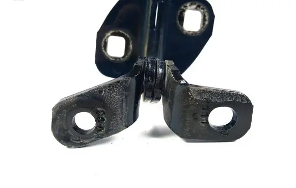 Chevrolet Silverado Rear door upper hinge