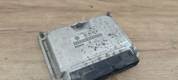 Volkswagen Touareg I Engine control unit/module 022906032BF