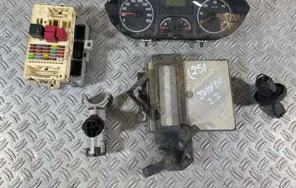 Fiat Ducato Engine ECU kit and lock set 9661256980