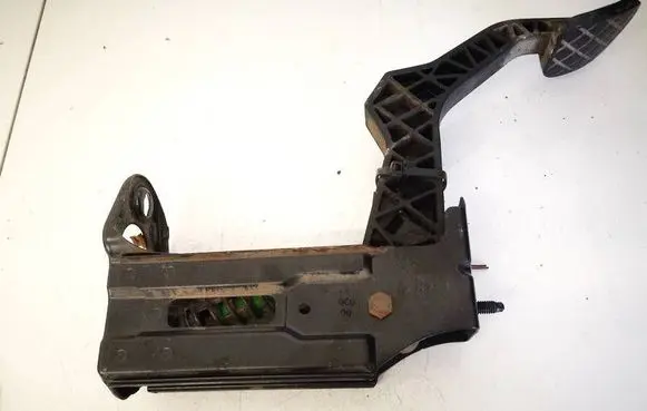 Volkswagen Golf IV Clutch pedal 1J1721373C