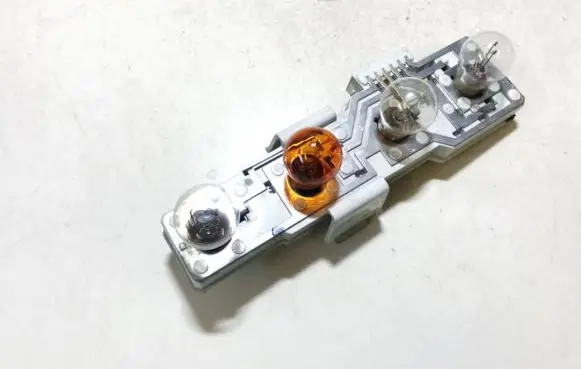 Skoda Octavia Mk1 (1U) Tail light bulb cover holder 1u6945258