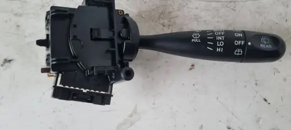 Toyota Yaris Wiper switch 