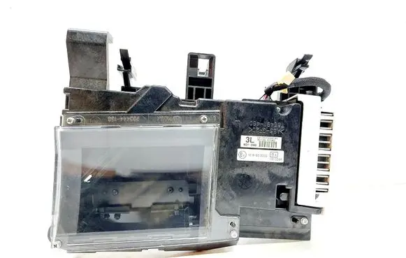 Toyota Prius+ (ZVW40) Head up display screen 8310847040