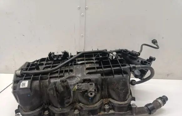 BMW 7 G11 G12 Intake manifold 7234418 72344186