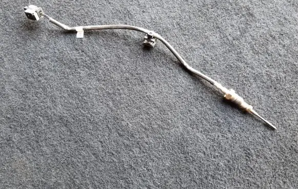 BMW 2 F22 F23 Exhaust gas temperature sensor 8589818