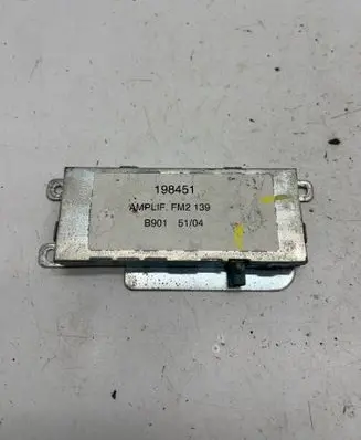 Maserati Quattroporte Aerial antenna amplifier 198451 B901 FM2139