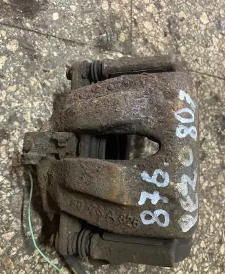 Peugeot 807 Front brake caliper