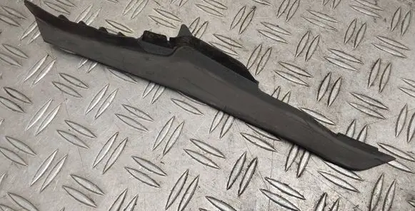 Toyota Verso Fender end trim 538670F020