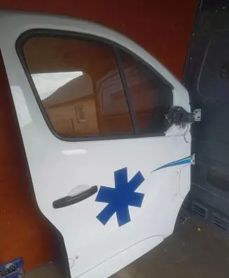 Renault Trafic III (X82) Front door