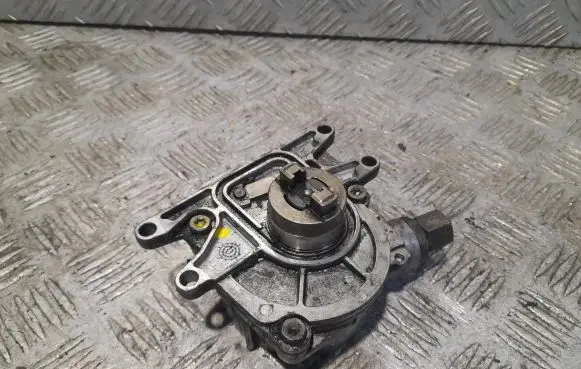 Opel Vectra C Vacuum pump 24406131