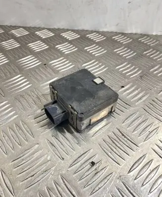 Volkswagen PASSAT B8 Distronic sensor radar 3Q0907561B
