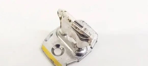 Lexus IS 220D-250-350 Rear door lock loop/hook striker 