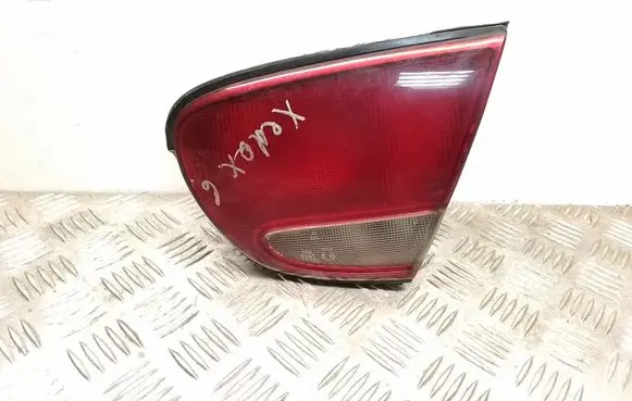 Mazda Xedos 6 Tailgate rear/tail lights 0431421R