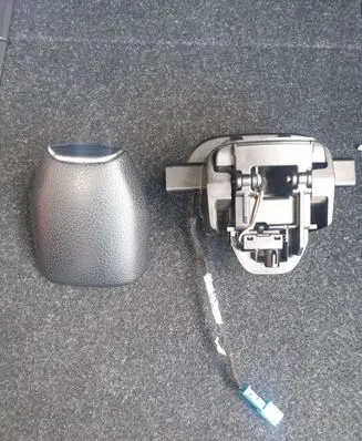 Mercedes-Benz E W212 Armrest lock A2126805708 9H15