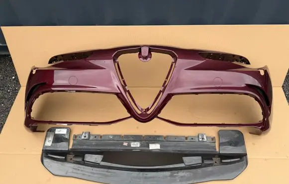 Alfa Romeo Giulia Front bumper 50556569