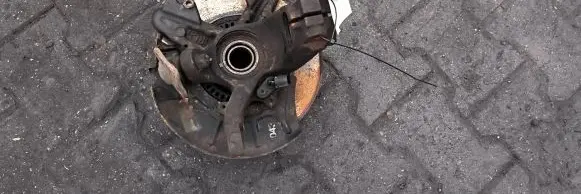 Seat Toledo II (1M) Front wheel hub spindle knuckle