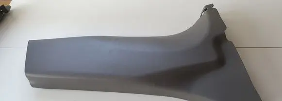Nissan Leaf I (ZE0) Pillar (middle) 