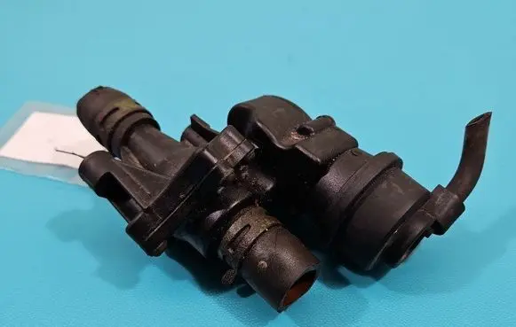 Renault Master III Coolant heater control valve 71654501001 IMPRK1446678