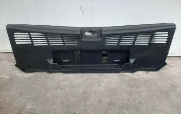 Opel Astra K Trunk/boot sill cover protection 39031930