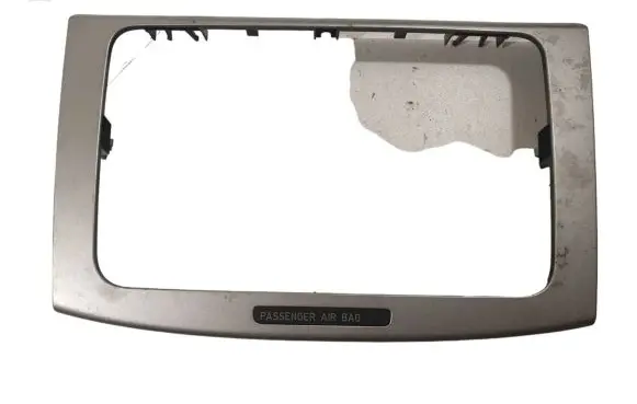 Volkswagen PASSAT B6 Radio/GPS head unit trim 3C0858069M