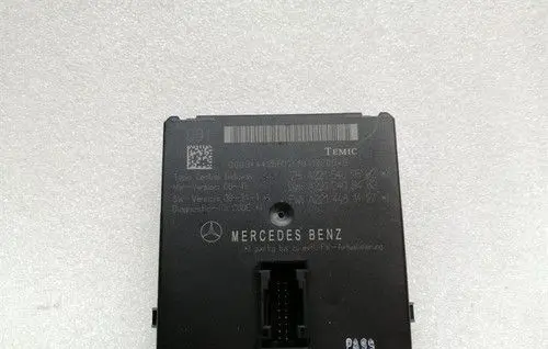 Mercedes-Benz S W221 Gateway control module A2215409562