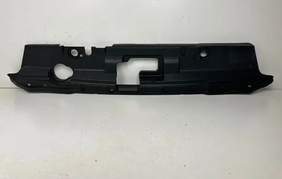 Nissan Leaf II (ZE1) Radiator trim 623225SK0A