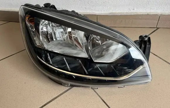 Skoda Citigo Headlight/headlamp 1ST941006