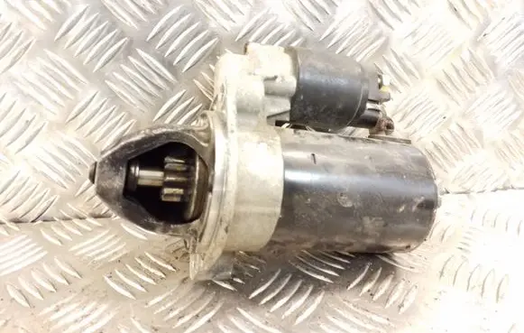 Mercedes-Benz C AMG W203 Starter motor 0001107096 0051515301